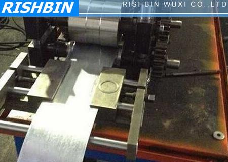 Galvanized Steel Cut to Length Cold Roll Forming Equipment with 1300 mm Sheet