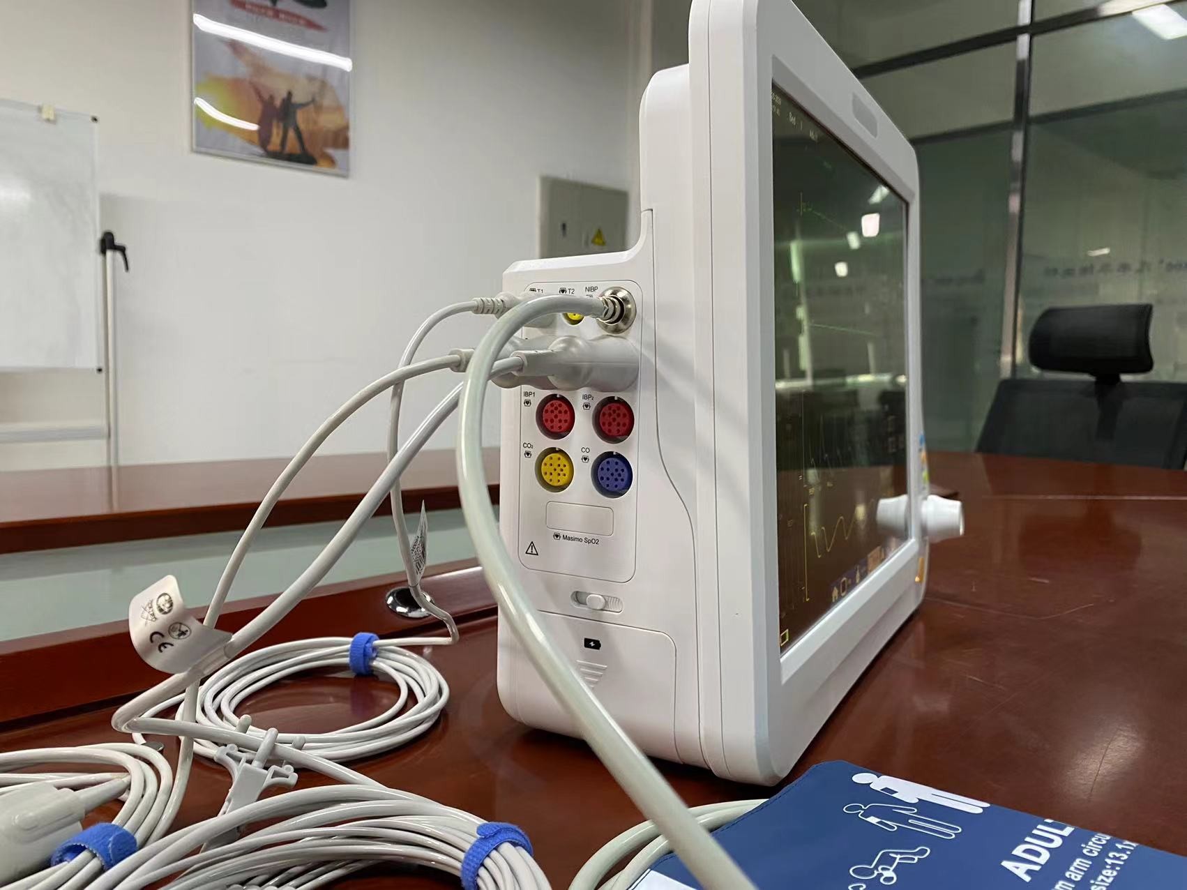 15" Multi Parameter Patient Monitor , Ambulance Heart Monitor With 2 Temp PR HR