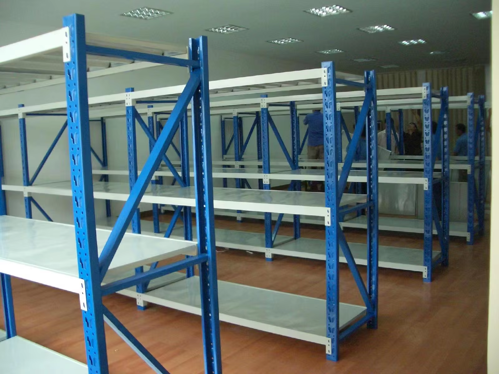300kg Boltless Medium Duty Long Span Racking System for Forklift Access