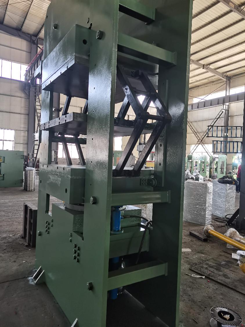 Vulcanizer for High Output Automatic Forklift Solid Tyre Hot Press Machinery