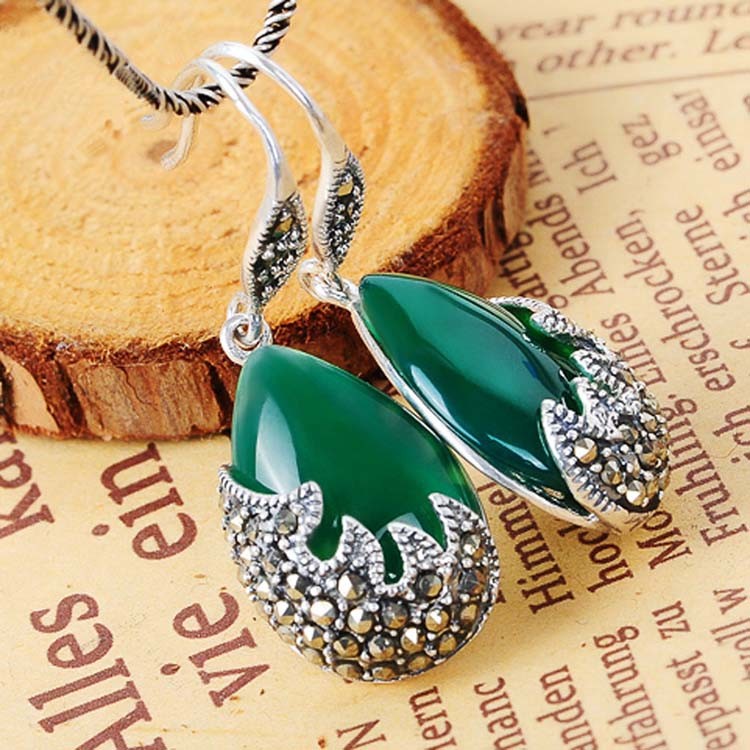 Vintage Sterling Silver Green Agate with Marcasite Dangle Drop Earrings (E12033GREEN)