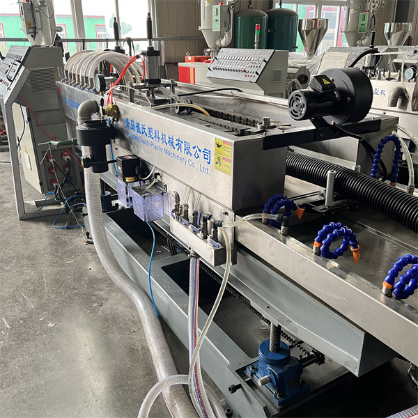 SGS Spiral Pipe Extrusion Line High Speed PE Corrugated Pipe Machine