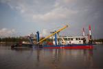 River Dredging 100cbm/H Sand Dredger Red Color 16kw mud dredging boat