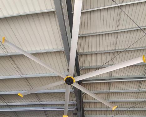 Metal Industrial Ceiling Fan with 12200m3/min Max Airflow IP55 Motor Protection