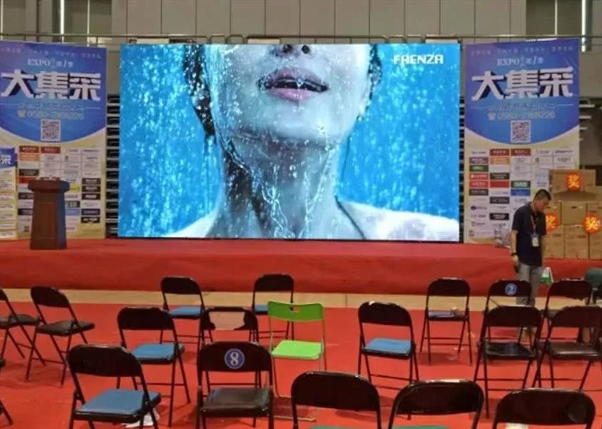 Waterproof IP45 Stage Background Led Screen P3.91mm Light Weight
