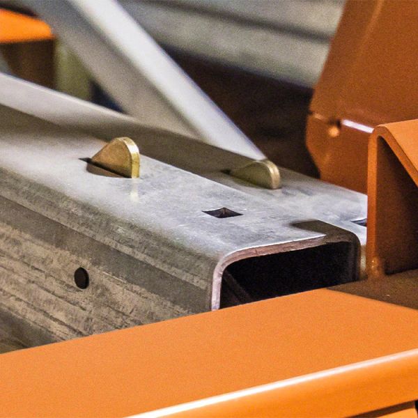 Heavy Duty Q355B Push Back Pallet Racking System for Warehouse Storage High Capacity