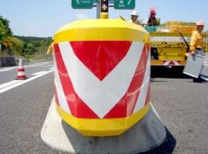 Wholesale Aluminum Alloy Bumpproof Highway Crash Attenuator from china suppliers