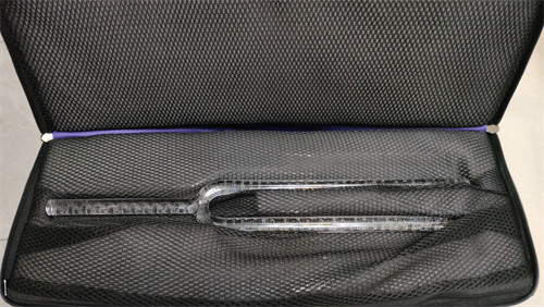 Crystal oscillator tuning fork