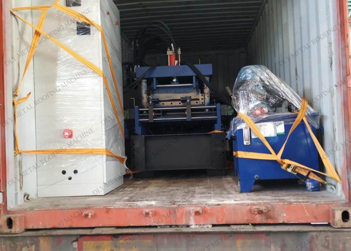 Automatic 380v Purlin Roll Forming Machine Chain Transmission For C Z Shape