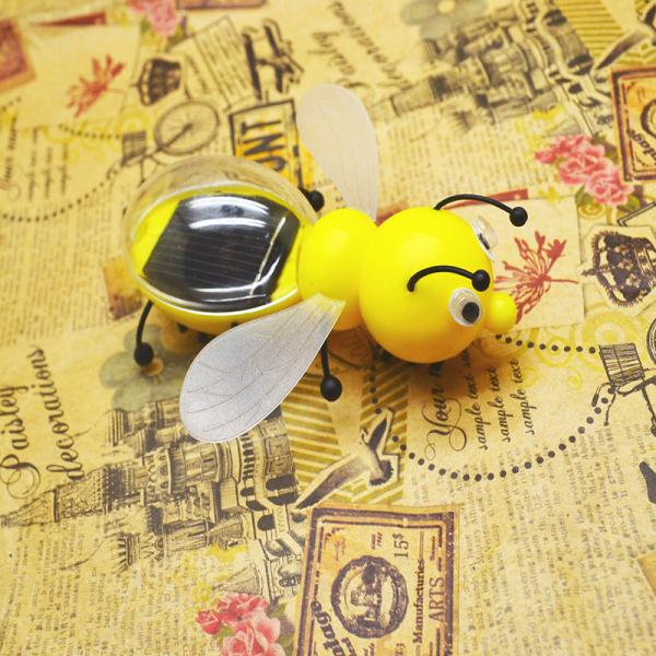Yellow Color Solar Powered Bee Novelty Mini Solar Energy Toys For Children