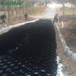 Black HDPE Geocell 75mm Height 445mm Welding Space For Parking Lot Highway