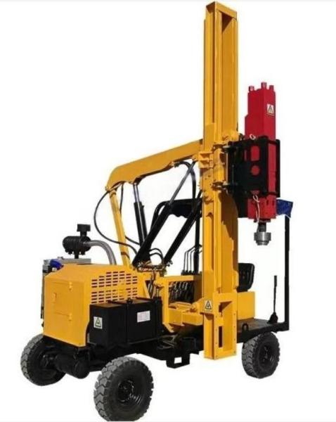 39KW Engine Solar Pile Driving Machine 50 - 300mm Drilling Dia 2.6m Piling