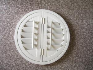 Wholesale indoor 100% basswood round shutters for windows with standard tilt bar or hidden tilt bar from china suppliers
