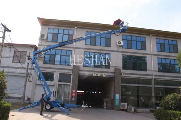Towable Articulated Boom Lift Industrial Aerial Cherry Picker 10m 12m 14m 16m
