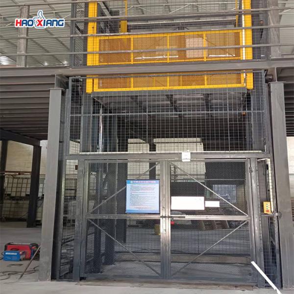6m Travel Height Hydraulic Freight Lift Outdoor Freight Elevator For Multi