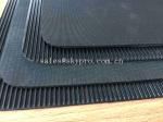 Mechanical Strength Outdoor Rubber Mat Flooring Cow Mat , 2-10Mpa Tensile