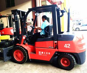Wholesale 2/3 Stage Mast Diesel Forklift Truck 4.2 Ton Loading Japanese Engine from china suppliers