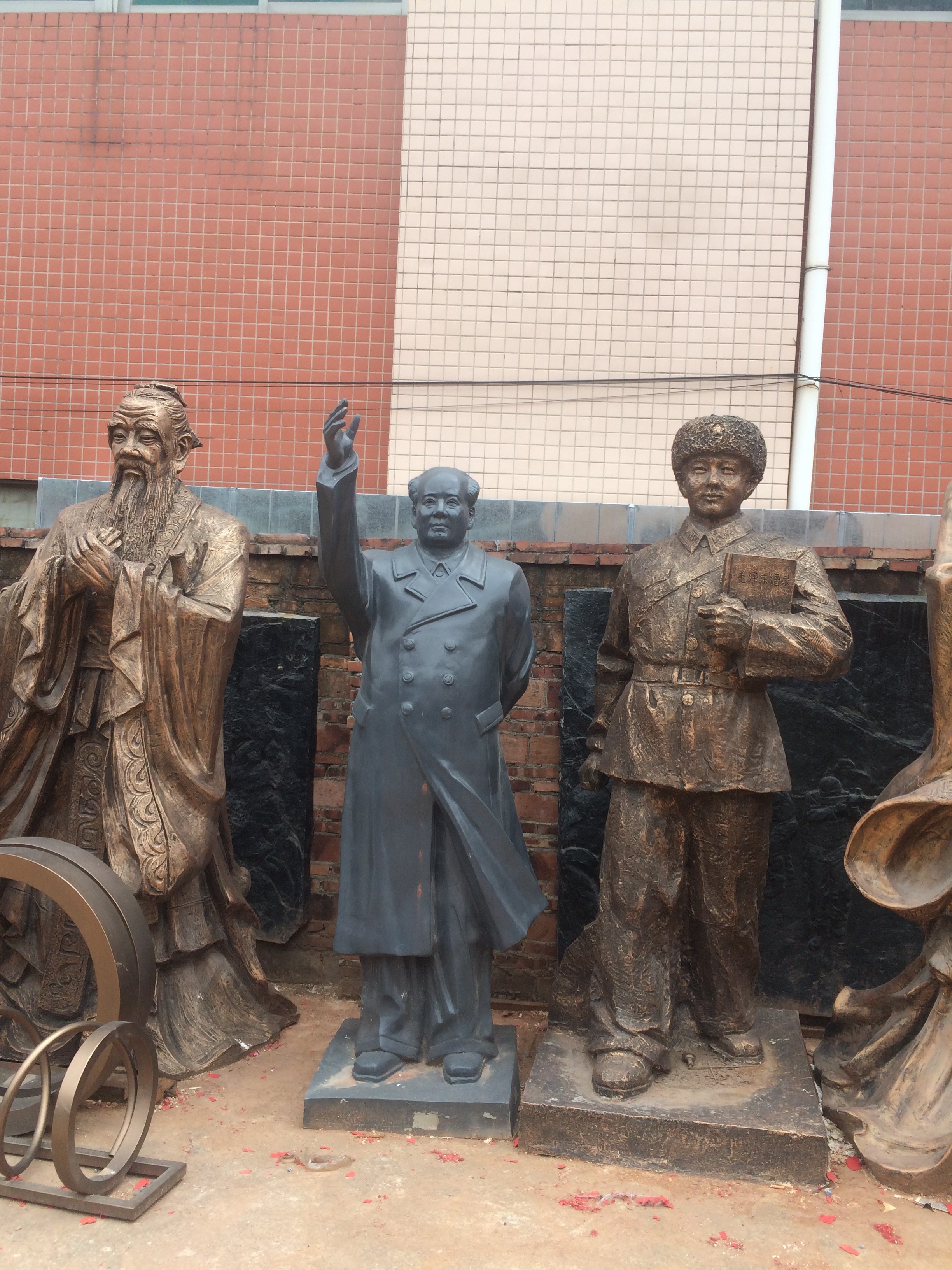 large size customize size people sculpture in brand image as decoration statue in enterprise/garden/ hall/ company