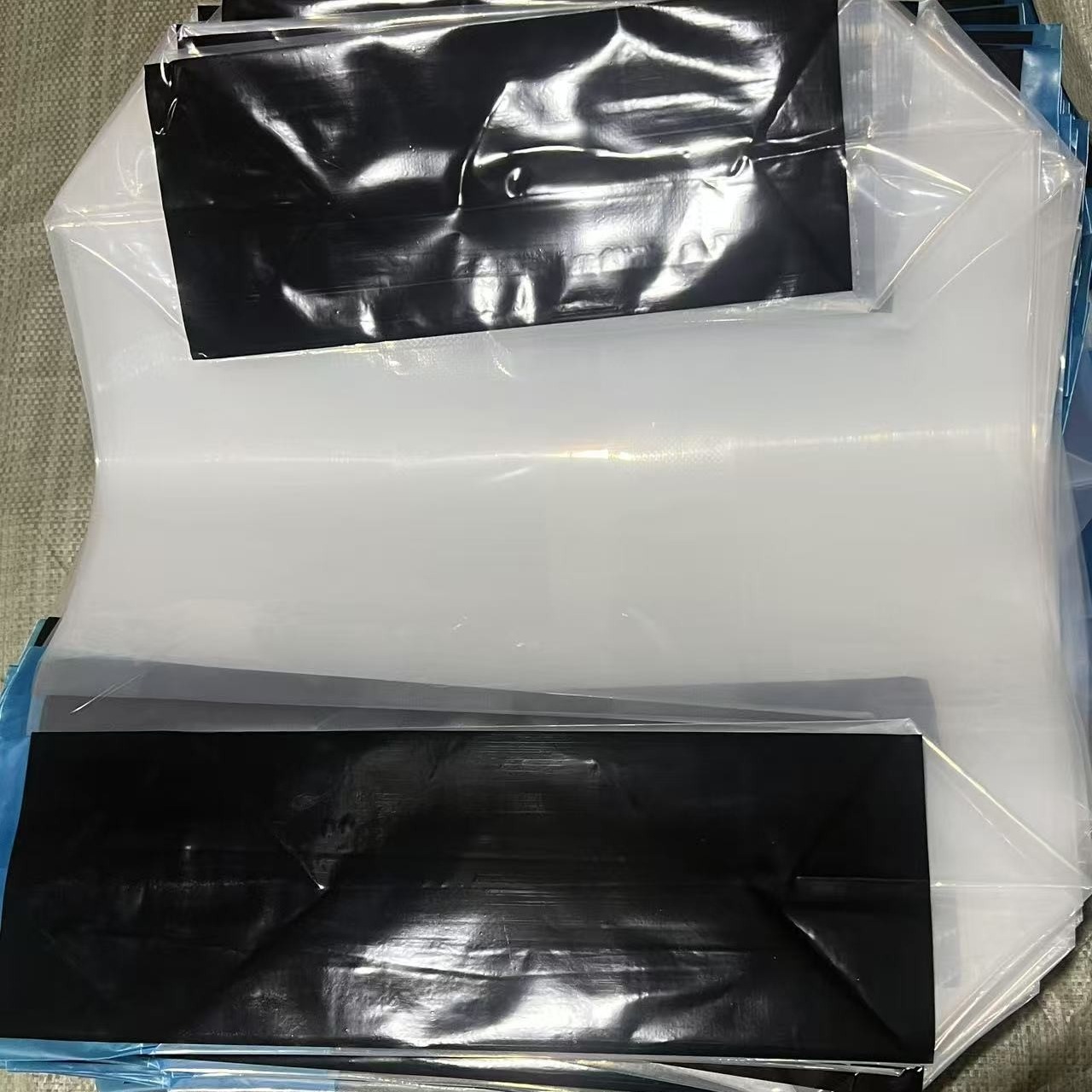 China Durable Clear PE Material White Vest Carrier Bags Packaging Solutions on sale