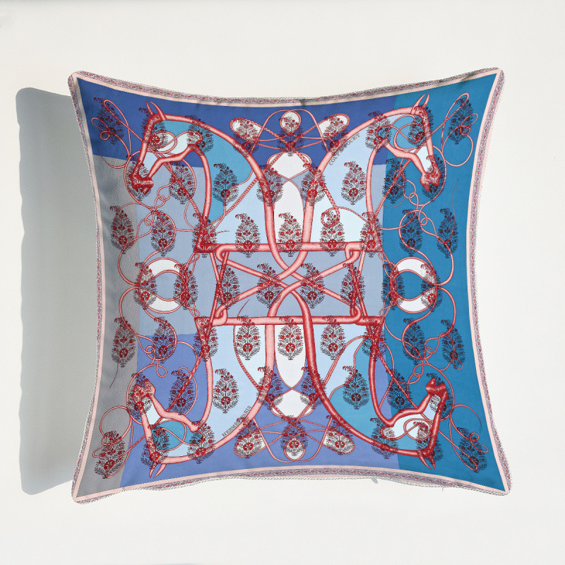 Living Room Decorative Garden Seat Large Sofa Cushions Digital Printed Throw Pillow
