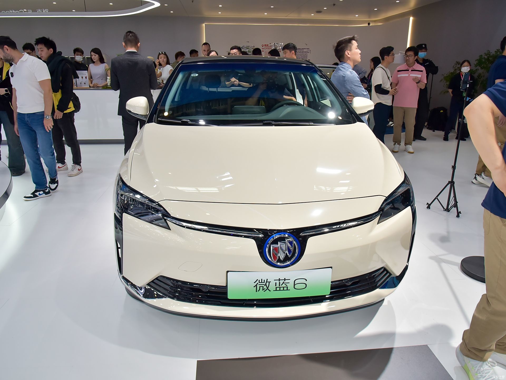 Buick Velite 6, pure electric sedan, range 430KM-450KM. china made joint venture electric car with cheap price.