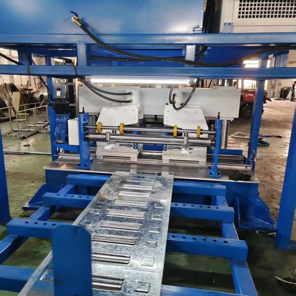 Automatically Adjustable 100-500 Mm Cable Tray Roll Forming Machine