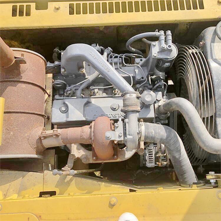 12 Ton Komatsu 120 used Excavator with good condition Original Color