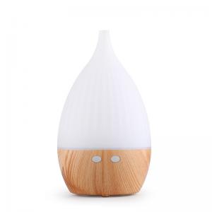 China Ultrasonic Humidifier 2022 Desktop 5V Portable USB Wood Grain Essential Oil Diffuser 160ml with LED Light on sale