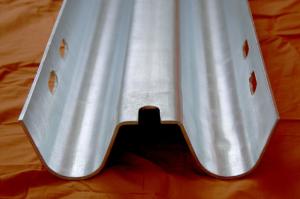 Wholesale Hot Dip Galvanized Performance Guardrails Of S/Q355-420 Steel En1317 from china suppliers