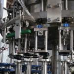 500ml 8000bph Carbonated Soft Drink Filling Machine 24 Heads Soda Bottling