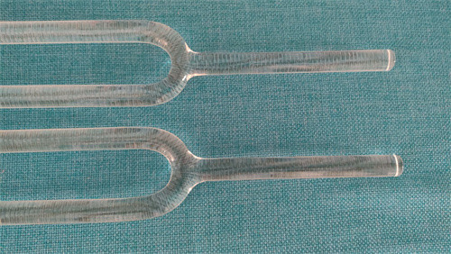 Sound therapy quartz tuning fork with rubber mallet for long lasting sound