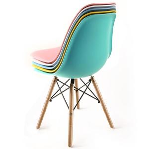 Wholesale Modern style wood leg stackable plastic chair from china suppliers