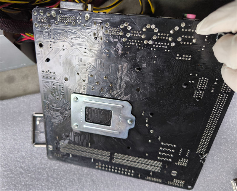 Customized H110M Desktop Motherboard for ASROCK H110M DVS LGA1151 DDR4 32G PCI-E 3.0 for PC Games mainboard