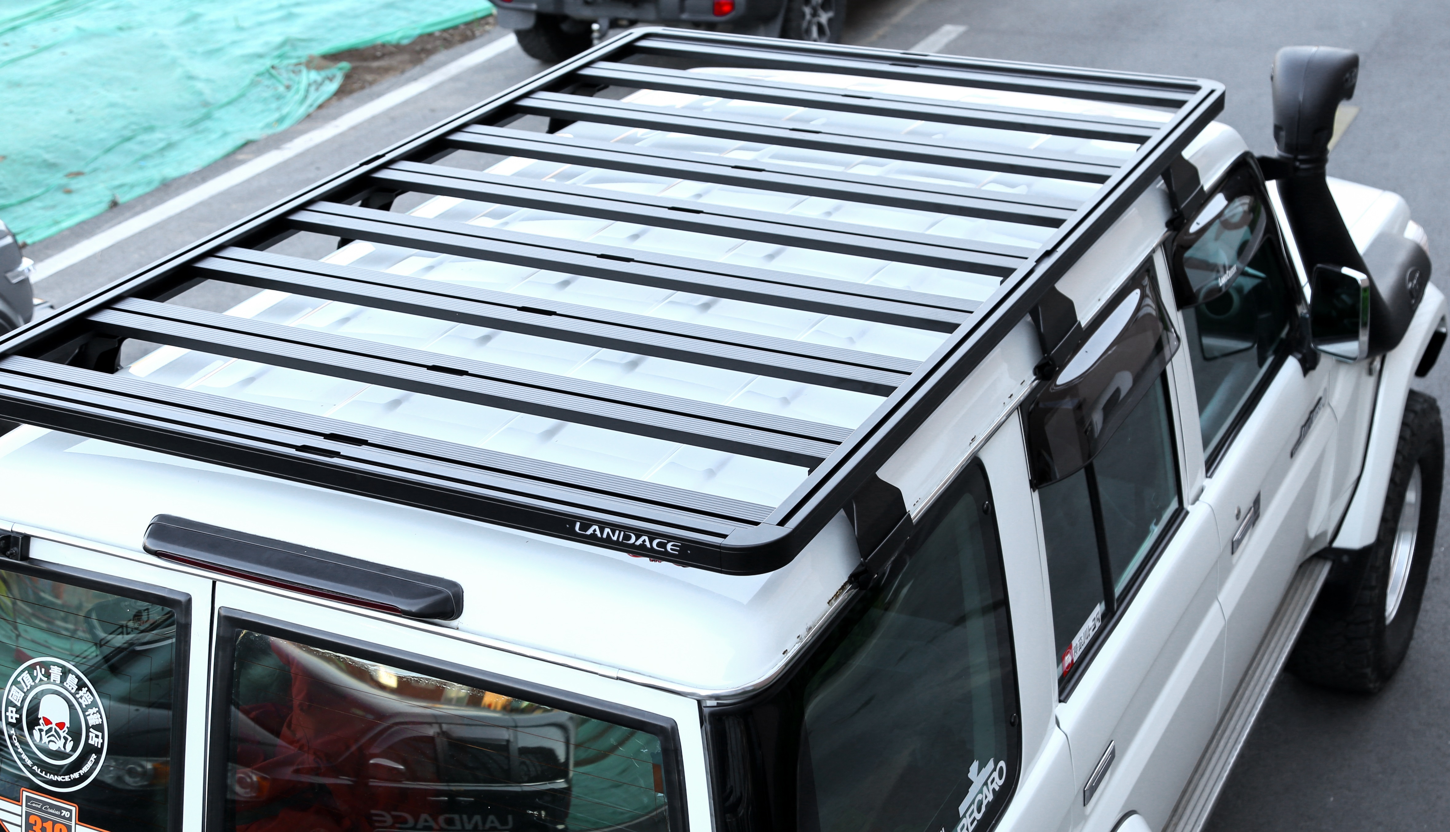 Powder Coating 4X4 Aluminum Alloy Car Parts Roof Racks for NISSAN Y60 2100X1300mm