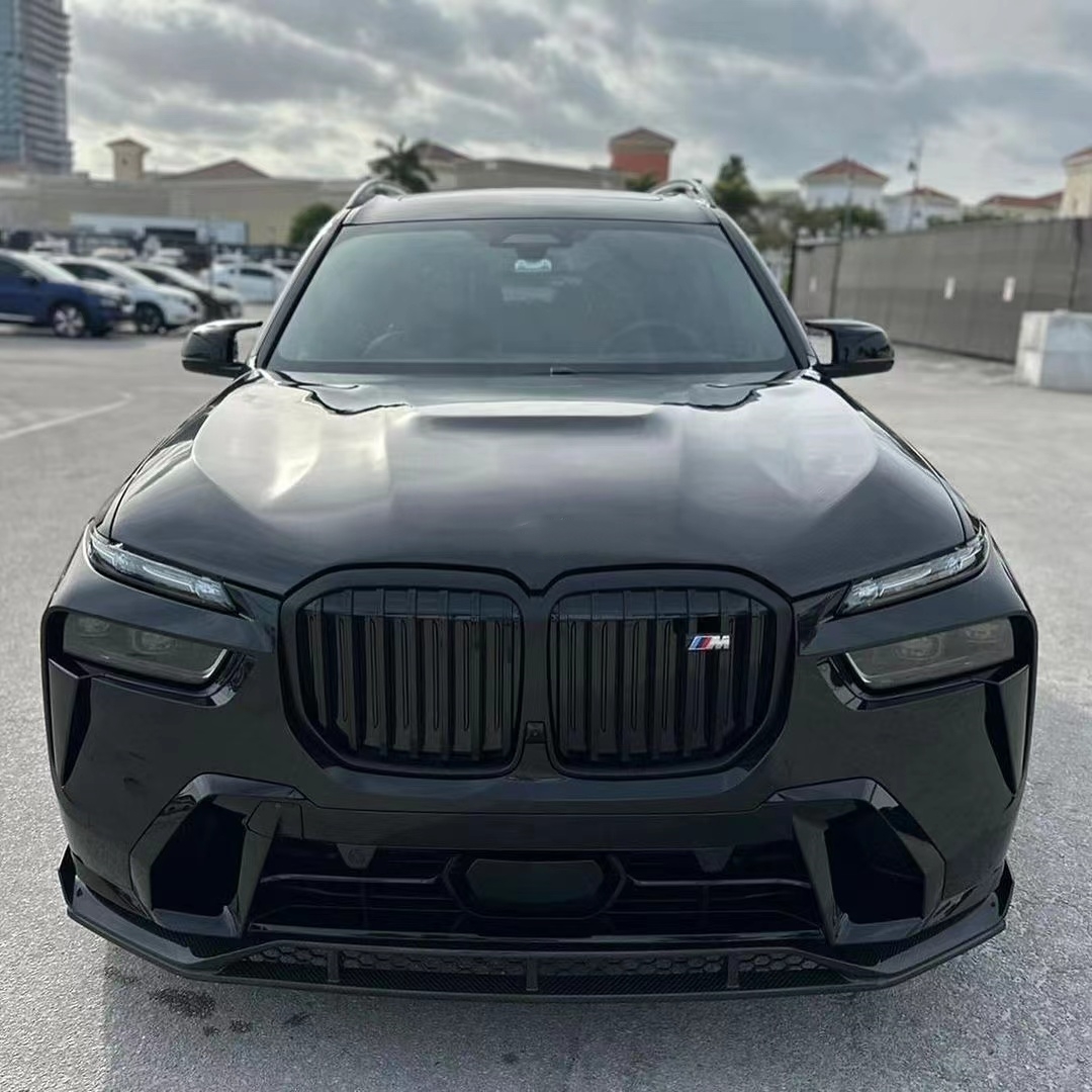 For BMW X7 Carbon Fiber Body Kit X7 Carbon Fiber Front Lip Diffuser Spoiler Hood Side Skirt Wide Body Kit