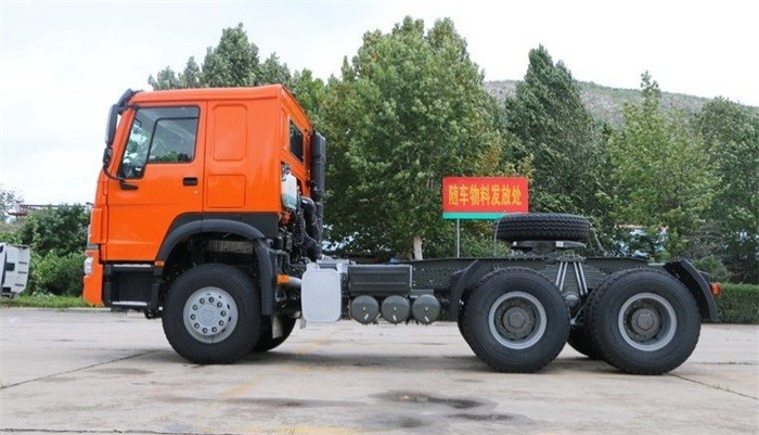 SINOTRUK HOWO Engine 336 371 420hp 6x4 Tractor Truck