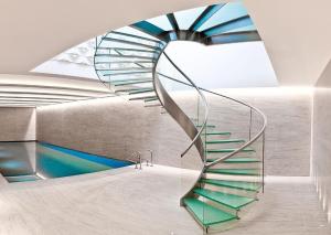 Wholesale Villa Residential Circle Custom Spiral Staircase Tempered Glass Decorative from china suppliers