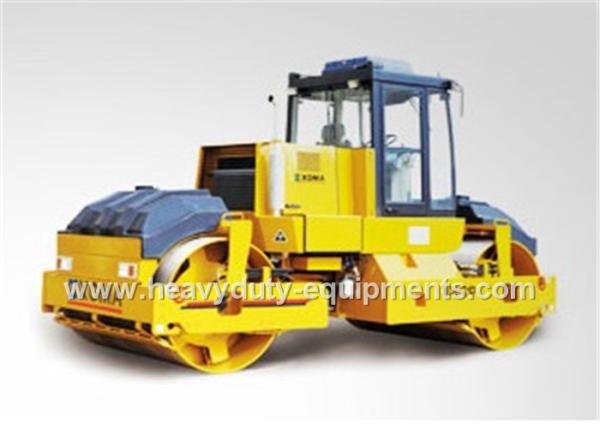 Hydraulic Vibratory Road Roller XG6121 suited for compaction operations of road,
