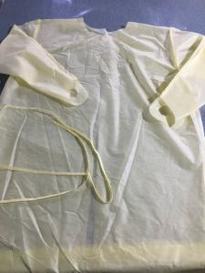 Wholesale Sterile Aami Level 4 Disposable Medical Gowns with Knitted cuff from china suppliers