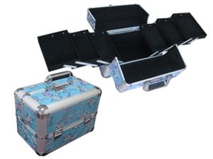Wholesale Casual Style Aluminium Makeup Case Large Capacity For Personal Use from china suppliers