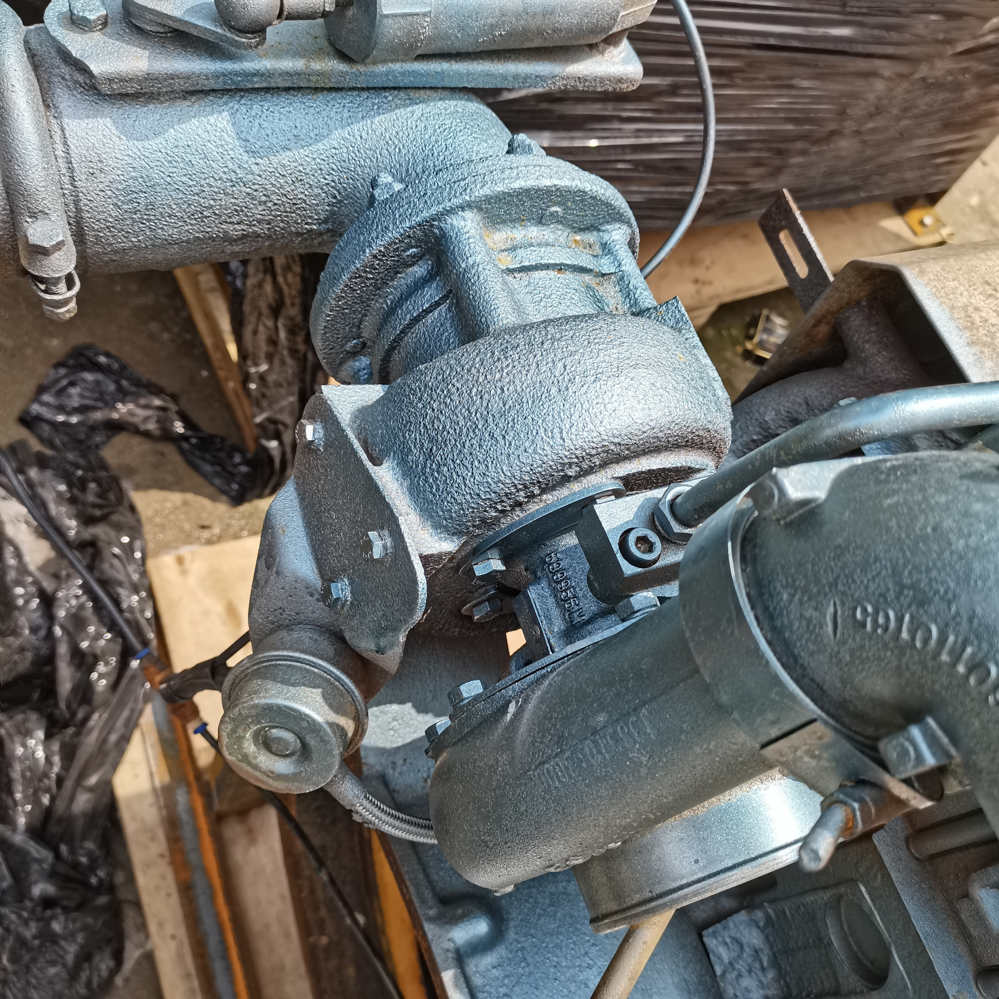 Integral Alternator Howo brand VG1560090010