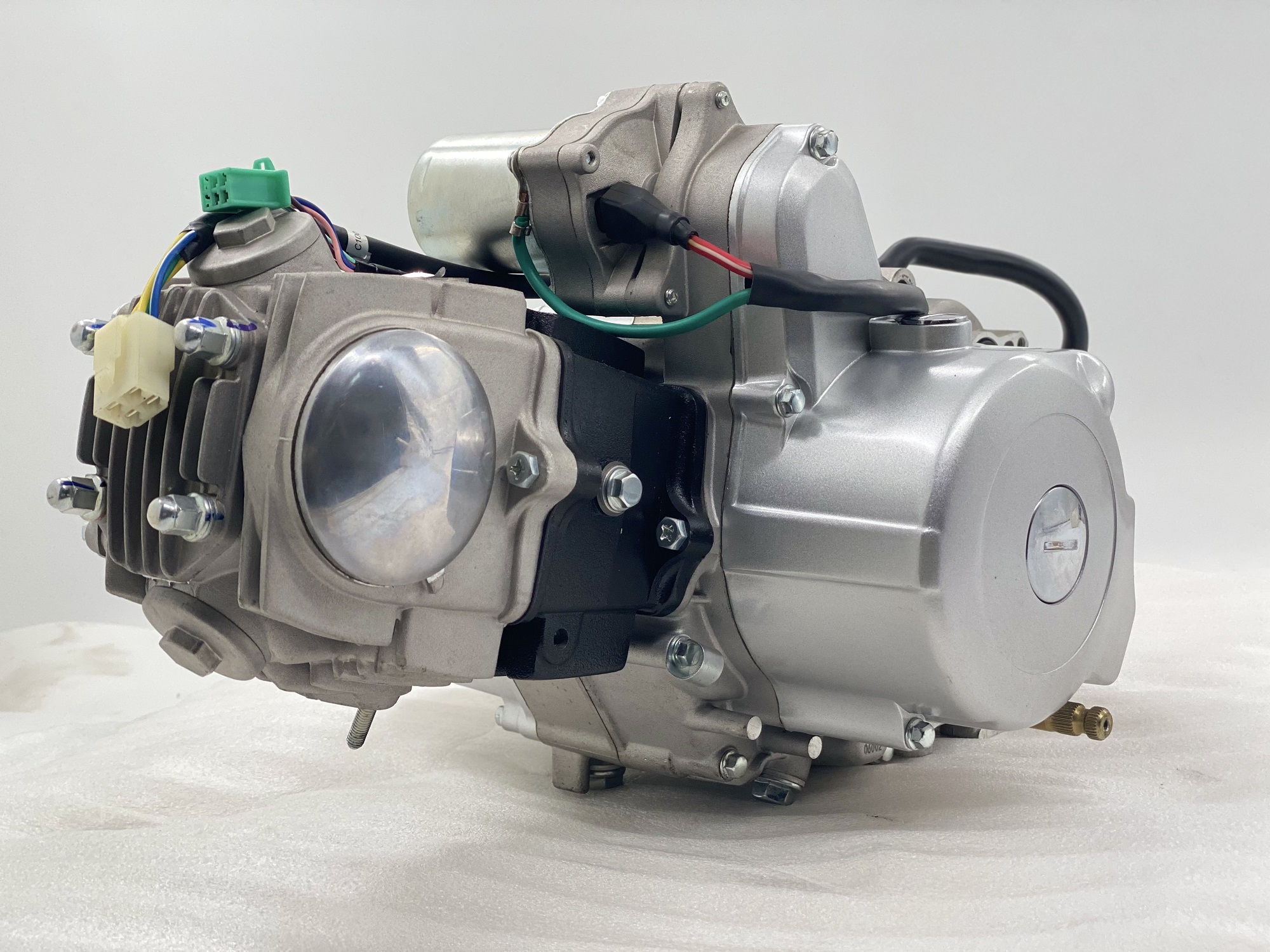 130cc Engine Assembly for Tricycle ATV UTV Sales CDI Ignition Method and Sliver Model