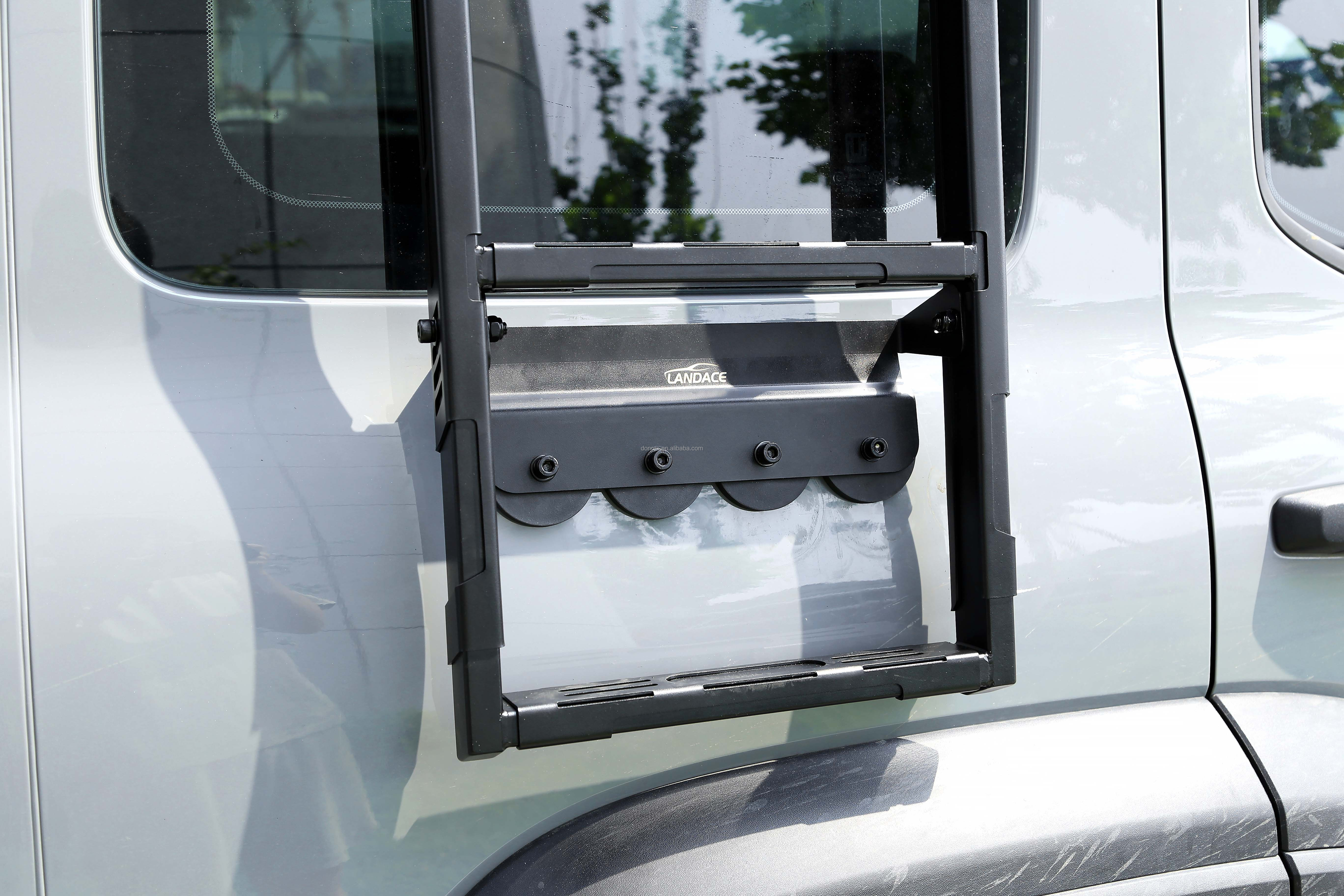 Product Size 840*400*320mm SUS304 Offroad Accessories Side Car Ladder for GWM