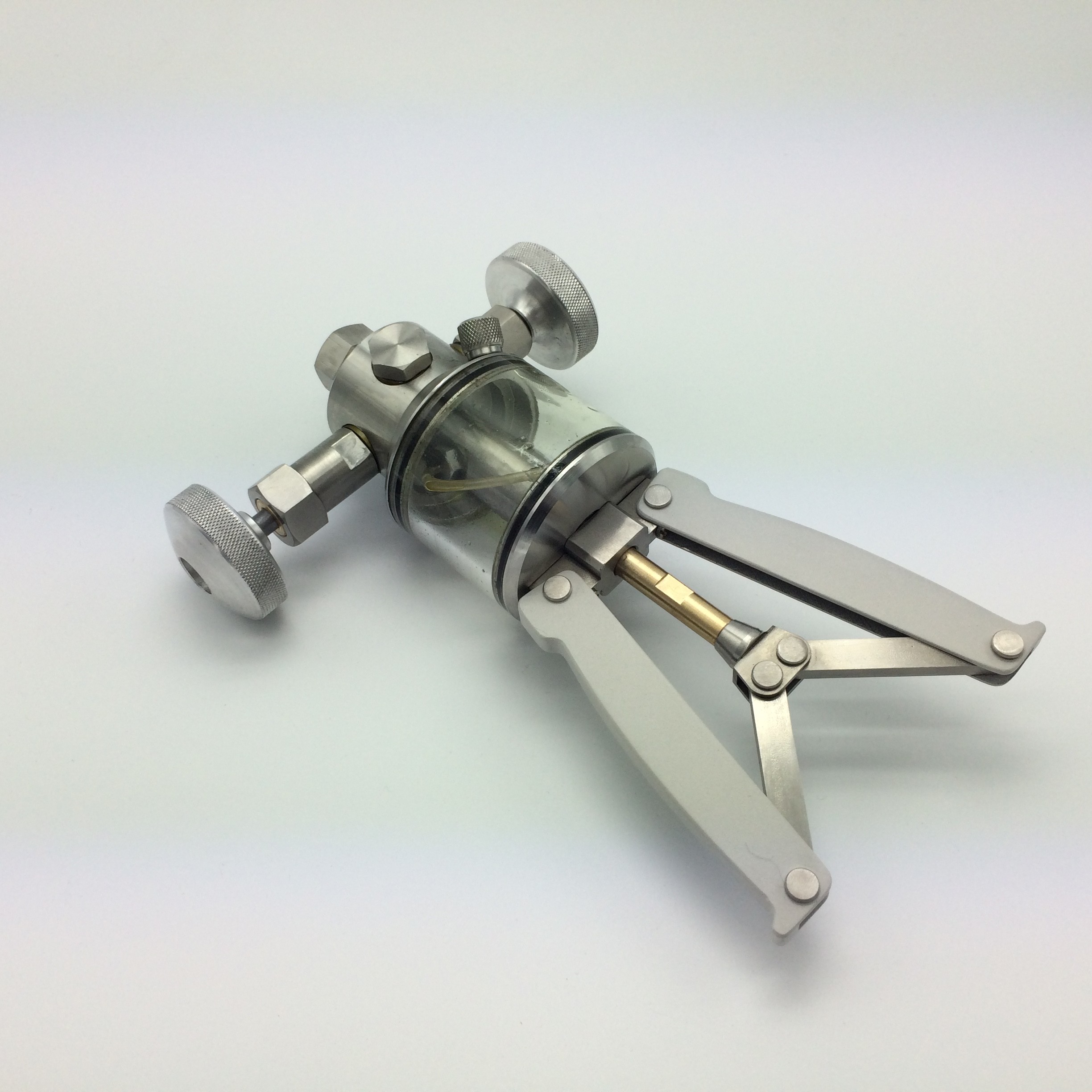 Vacuum pressure pump