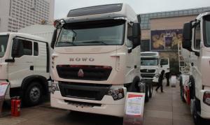 Wholesale 6x4 Howo A7 prime mover truck / camion tractor for pulling Container trailer in port from china suppliers