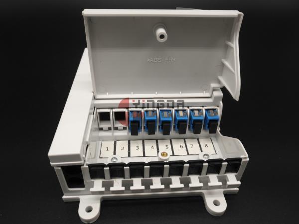White FTTH Fiber Optic Termination Splitter Box Mini Mid Span 6 Cores Wall