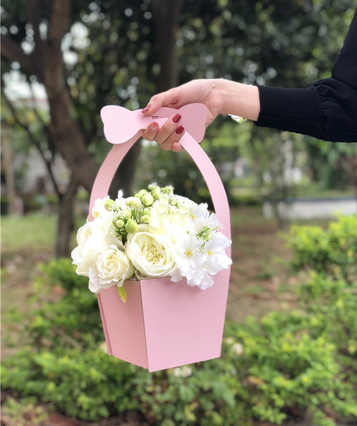 Fresh Rose Packaging Made Easy Custom Foldable Hanging Florist Bouquet Box with Handle