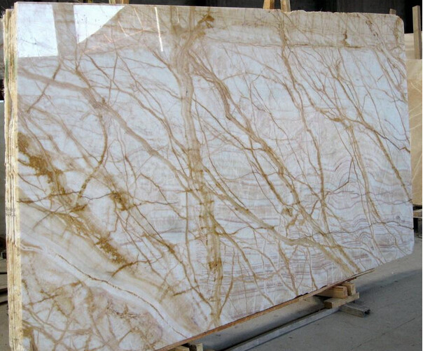 Sofitel Gold Cream Block Bookmatch Marble Stone Tile With 0.25% Water Absorption