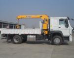 HOWO 4x2 Truck Mounted Crane
