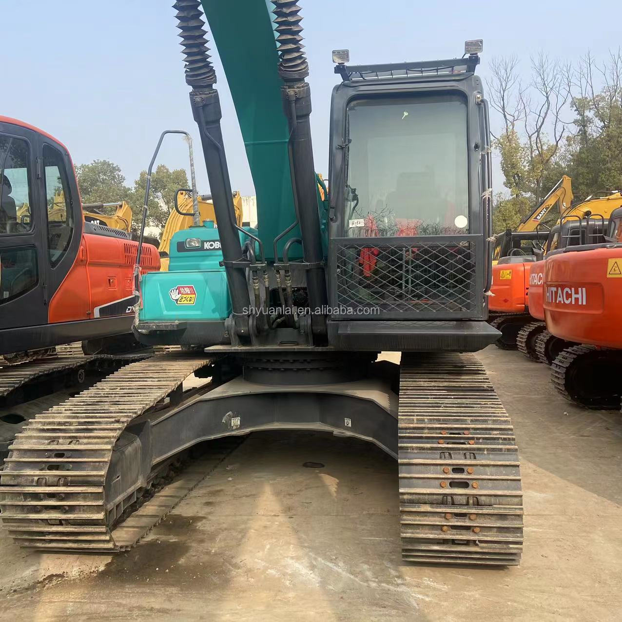 Kobelco SK200 SK210 Crawler Excavator with 0.8m3 Bucket Capacity and 114KW Power